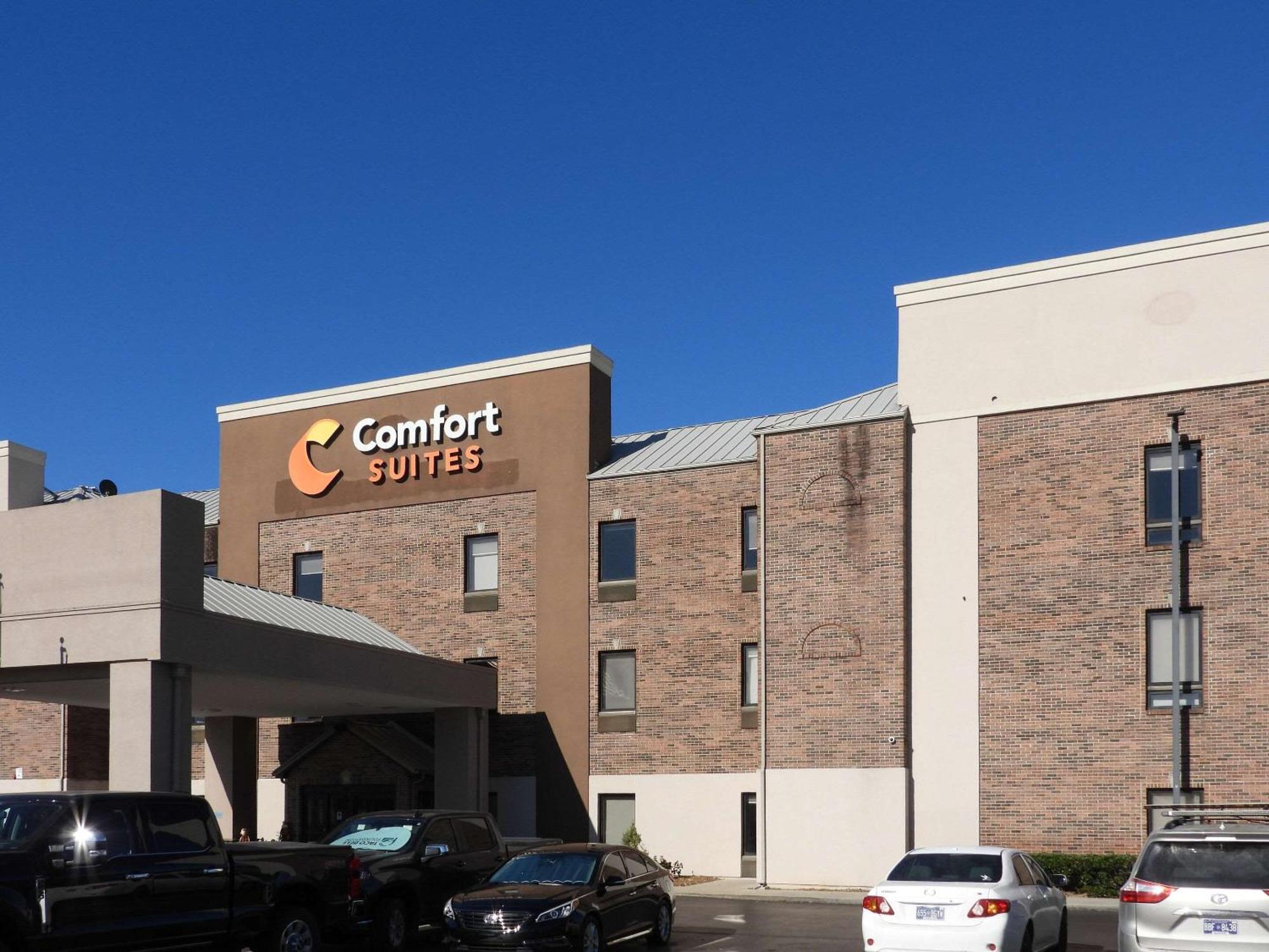 Comfort Suites Crossville Exterior photo
